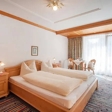 Haus Obetzhofer 700w * Aschau Im Zillertal